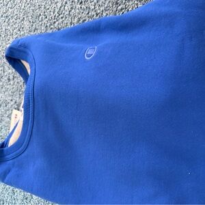 Champion men’s sweatshirt new w tags one price 35  green and blue